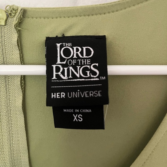 Her Universe The Lord Of The Rings Arwen Bell Sleeve Dress size XS - Picture 3 of 6
